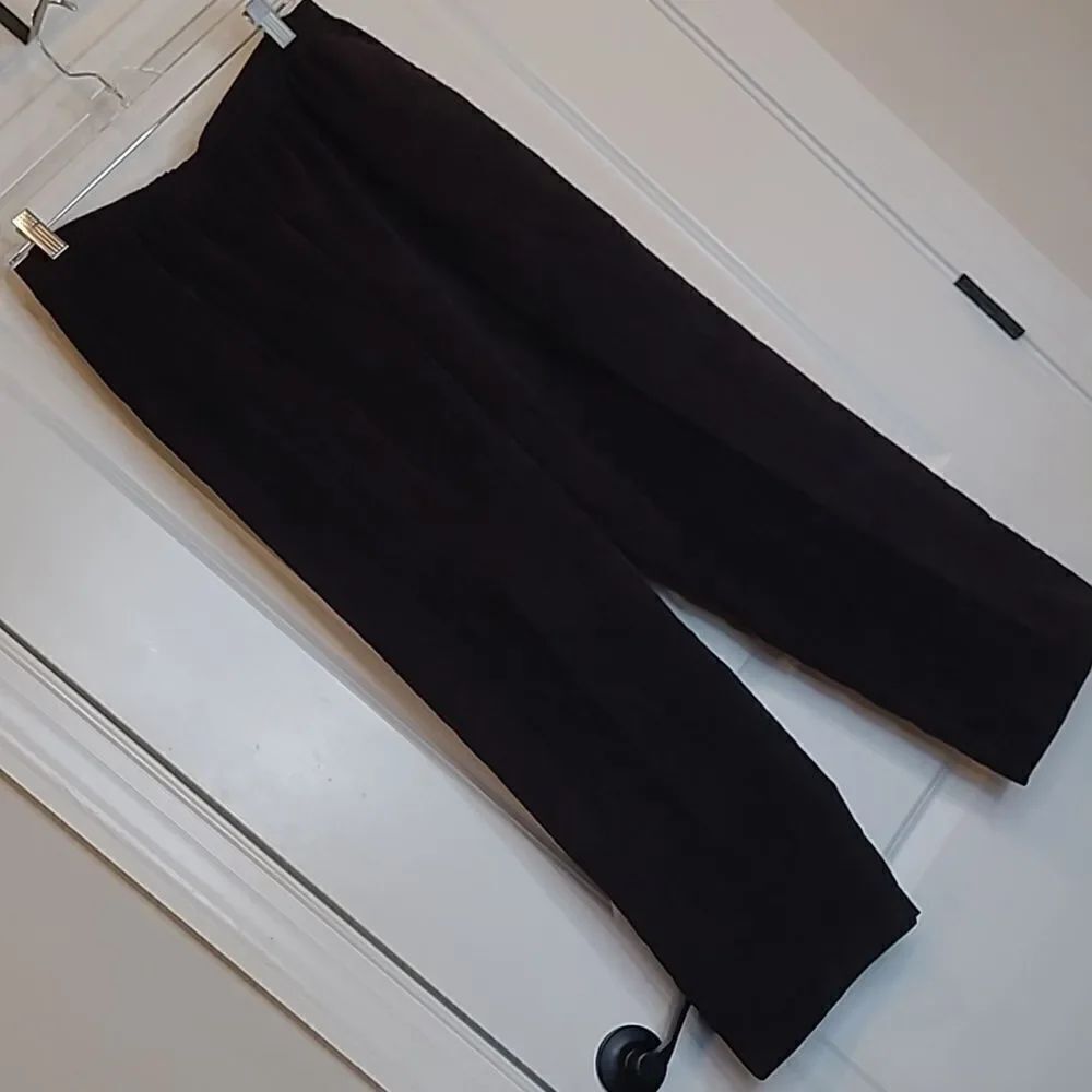 Alfred Dunner sz 12 black thin wale cordurory elastic waist pants